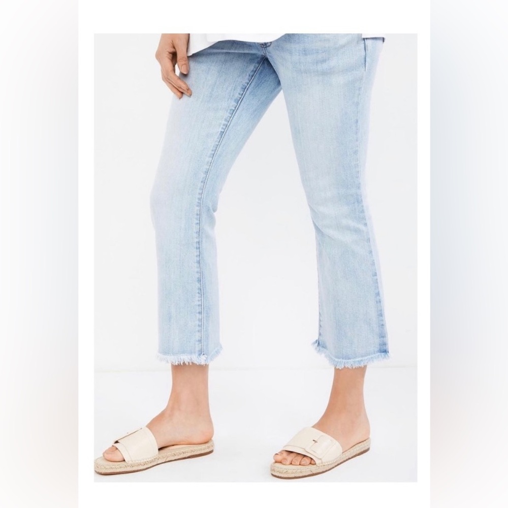 LED Luxe Essentials maternity crop fray hem jeans | Sz 25